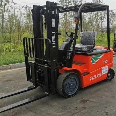 125MMフォーク幅の電動パレットスタッカー 3トンの容量と四輪駆動