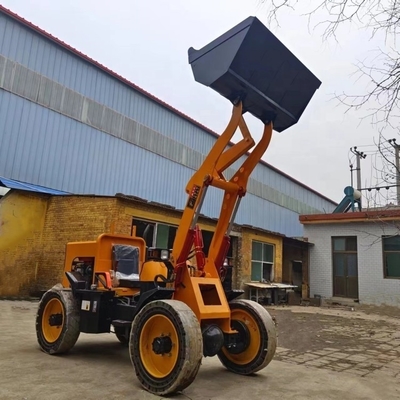 0.3m3のバケツ容量と車輪移動型の望遠鏡積載機