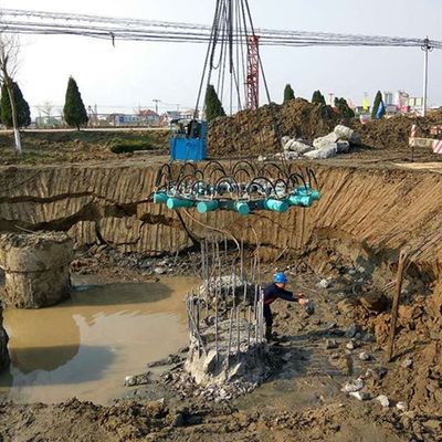 強力な丸い水力コンクリート堆破機 10 トンの掘削機に適しています