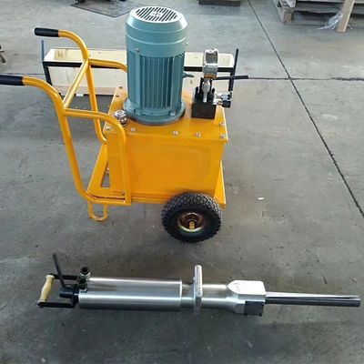 200KG 重量 ディーゼル エンジン 滑らかで速い岩石分割のための水力岩石分割機