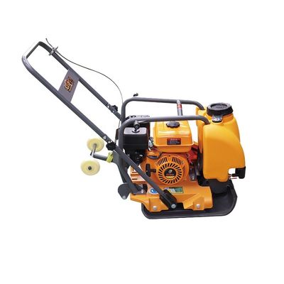 ガソリンエンジンのプレートコンパクター 9.6kw パワーと頑丈な構造
