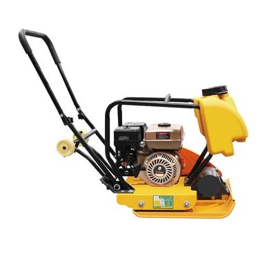 ガソリンエンジンのプレートコンパクター 9.6kw パワーと頑丈な構造