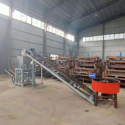 自律空洞レンガ製造機 家庭用コンクリートブロック製造作業