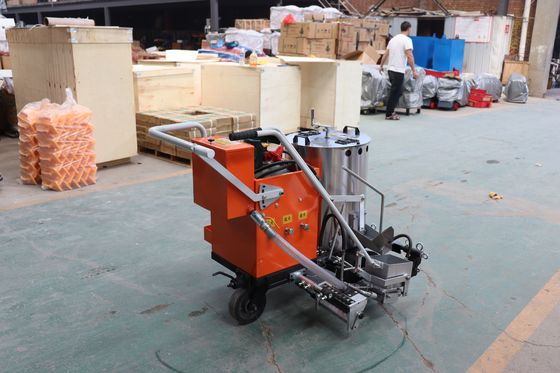 1200*850*1000mm サイズと1-2mmの線厚さの熱プラスチック道路塗装機