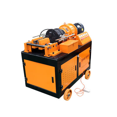 自動リバースクリュースレッドローリングマシン スタッドボルト 16-40mm 範囲 7.5kw 電力