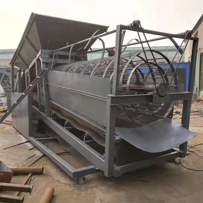 振動サポート 1800 KG 380V パーソナライズ可能な移動性シリカ砂スクリーニングマシン