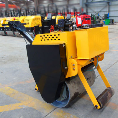 道路建設 高効率 5 トン メカニカルシングル ドラム スムーズロール