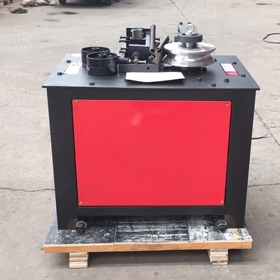 マックス. 180 度アングル CNC 方形チューブベンダー 急速な屈曲速度と水力発電