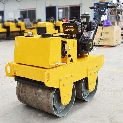 600kg ダブルドラムディーゼルエンジン ビブラータロール機械 コンクリート道路圧縮用