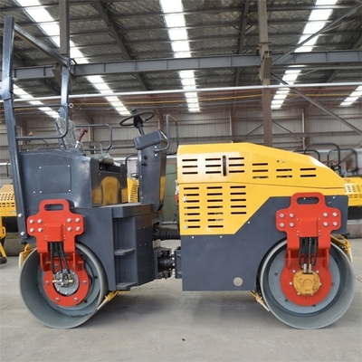 高功率エンジン 600kg 道路の裏側で歩くため,ダブルホイール振動ローラー